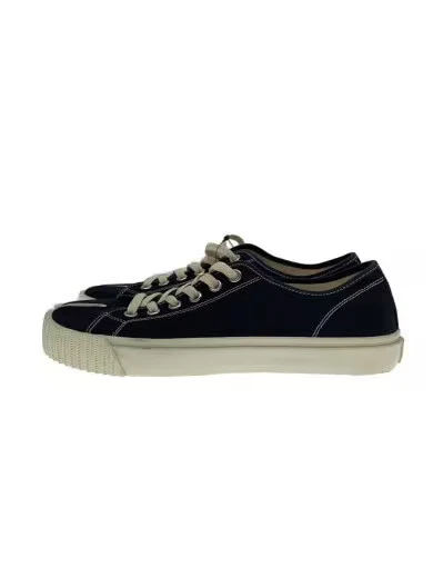 Maison Margiela / Tabi sneakers / size 42 / black / canvas / TABI / 22