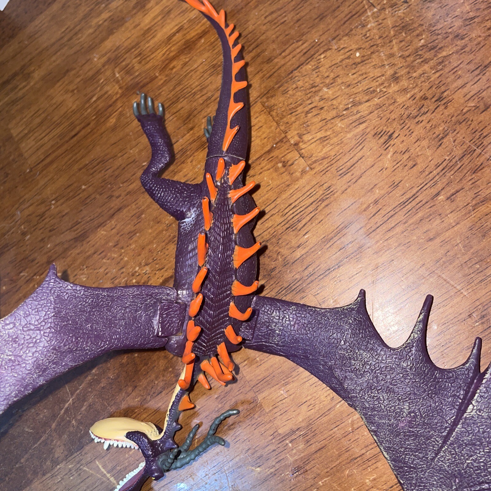2010 How to Train Your Dragon Monstrous Nightmare 14" Fig Purple Orange
