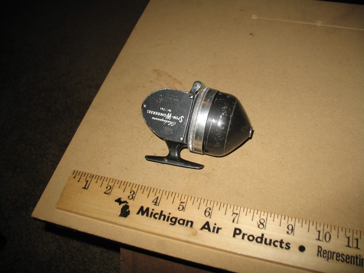 VINTAGE SHAKESPEARE FISHING REEL SPIN-WONDEREEL NO 1761 MODEL FB