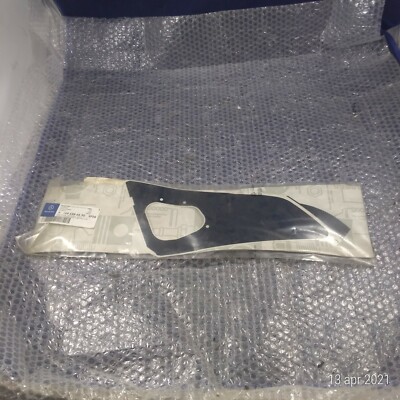 Trim Pillar Door Front Right A1696986630 9F06 Compatible With MB 