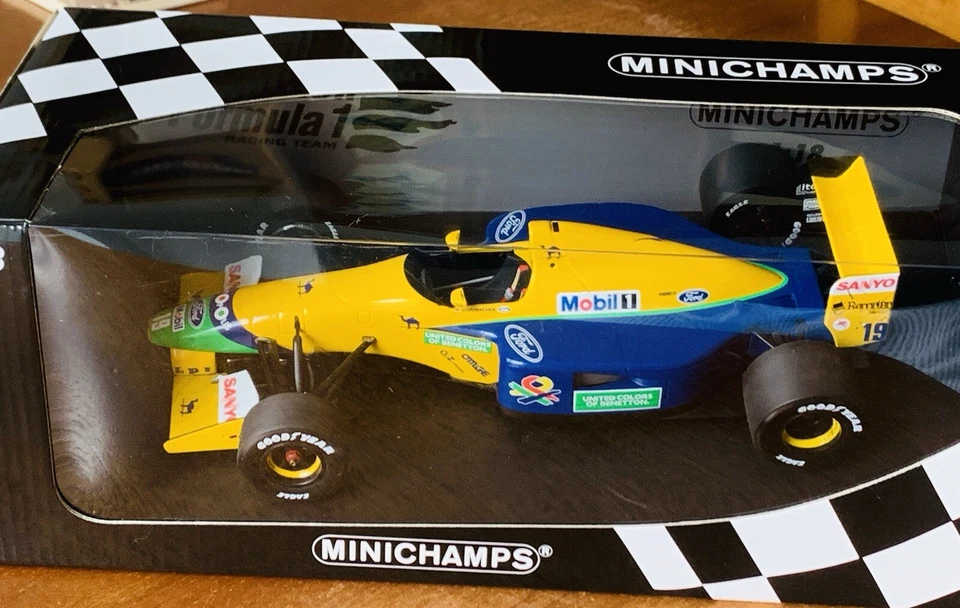 1/18 Minichamps 1992 Benetton Ford F1 V8 B191B Michael Schumacher EARLY SEASON - Image 4 of 4