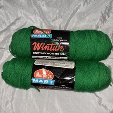 2 Murphy Mart Wintuk Vintage Yarn HUNTER GREEN USA Made 100% acrylic