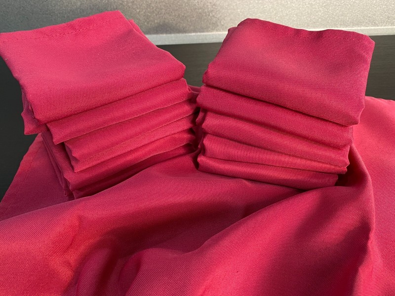 12 (1-dozen) Poly Fabric 16" Square Napkins, Hot Magenta Pink Party NEW