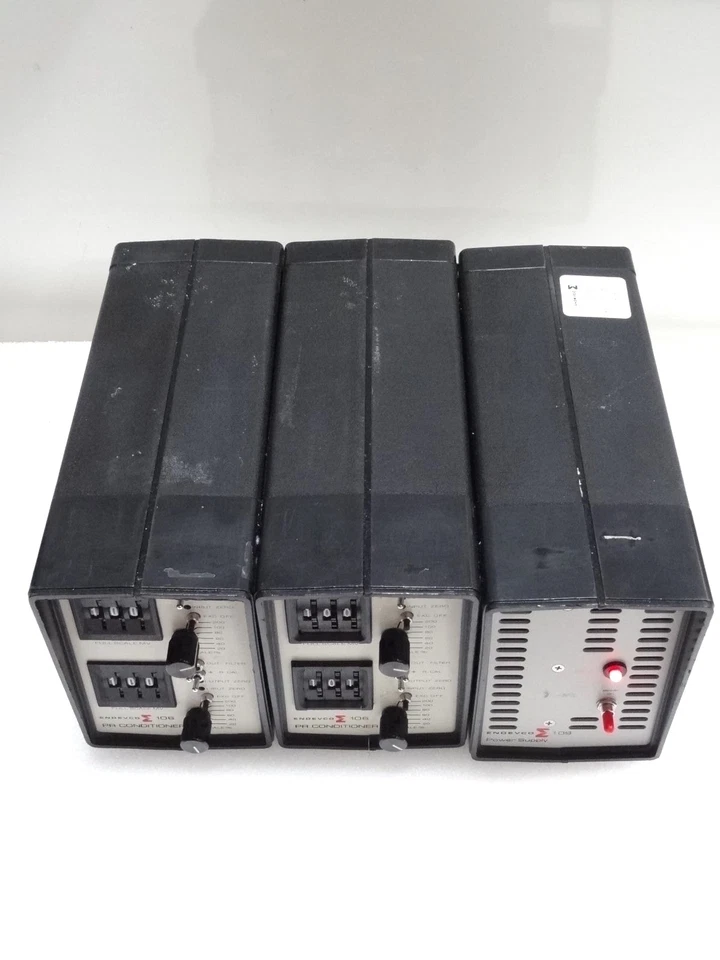 FUENTE DE ALIMENTACIÓN ENDEVCO 109 Y DOS ACONDICIONADORES DE SEÑAL 106 PR ≈ ECHA UN VISTAZO ≈ Foto 2 de 4