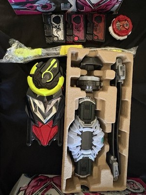 Kamen Rider Zi-O + Zero One Driver lot