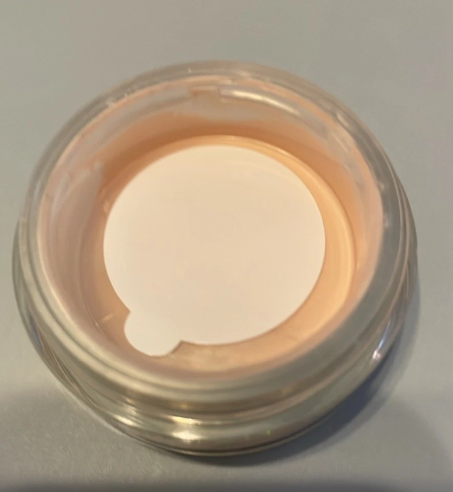 NEW Bare Escentuals Mineral Veil Loose Powder 0.1oz/ 3g - Image 3 of 4