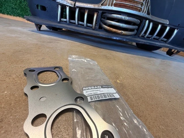 (1) Genuine Nissan Exhaust Manifold Gasket 14036-7S001 - same as dealership - Image 2 of 2