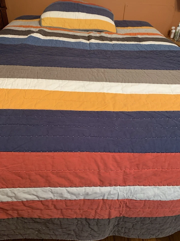 PB Teen Pottery Barn MVP Stripe Quilt & Pillow Sham Twin (64” X 84”) 100% Cotton - Image 2 of 4