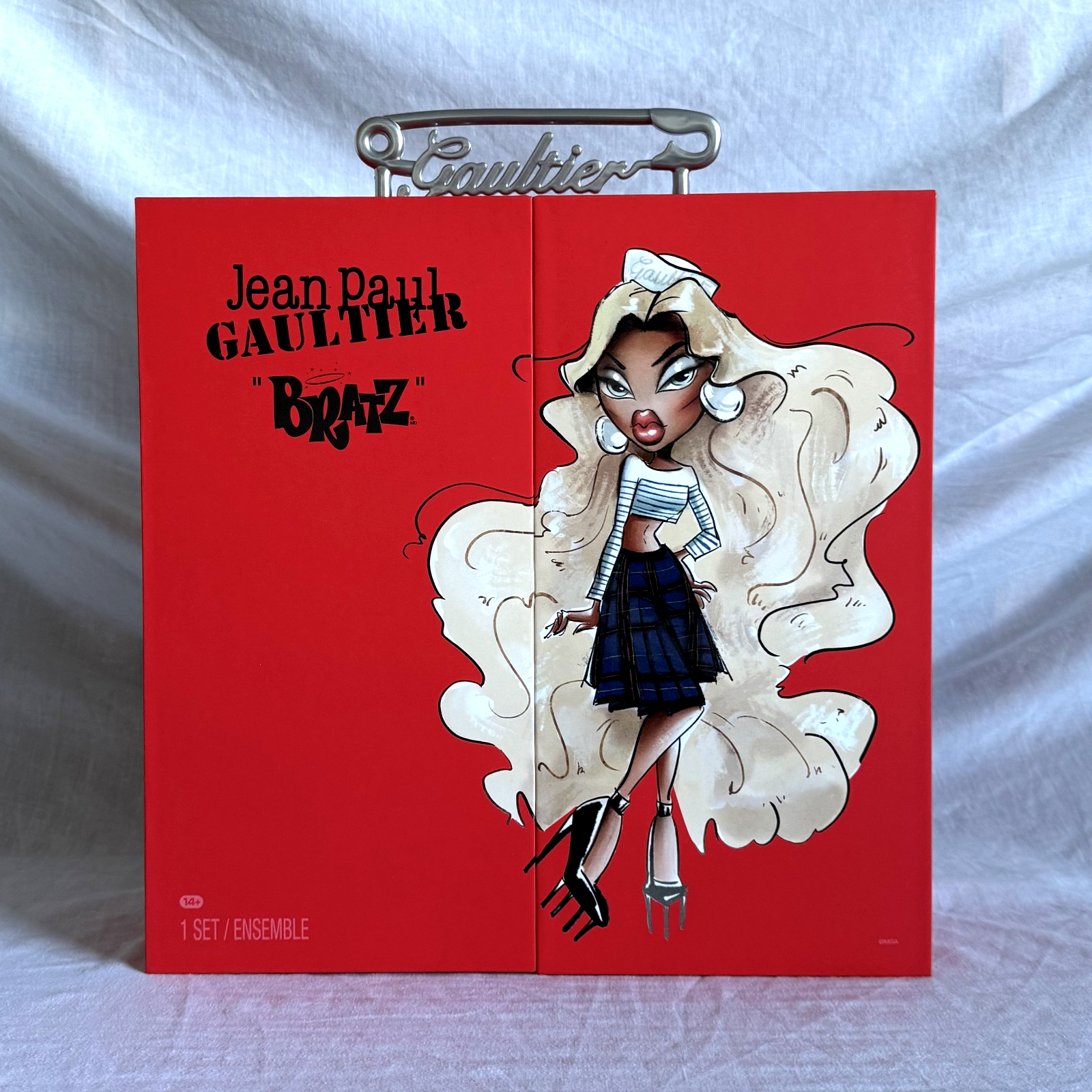 BRATZ x JEAN PAUL GAULTIER * SASHA - LIMITED COLLECTOR'S FASHION DOLL * BNIB!