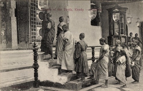 Ak Kandy Sri Lanka Ceylon, Temple of the Tooth - 11217422 - Picture 1 of 2