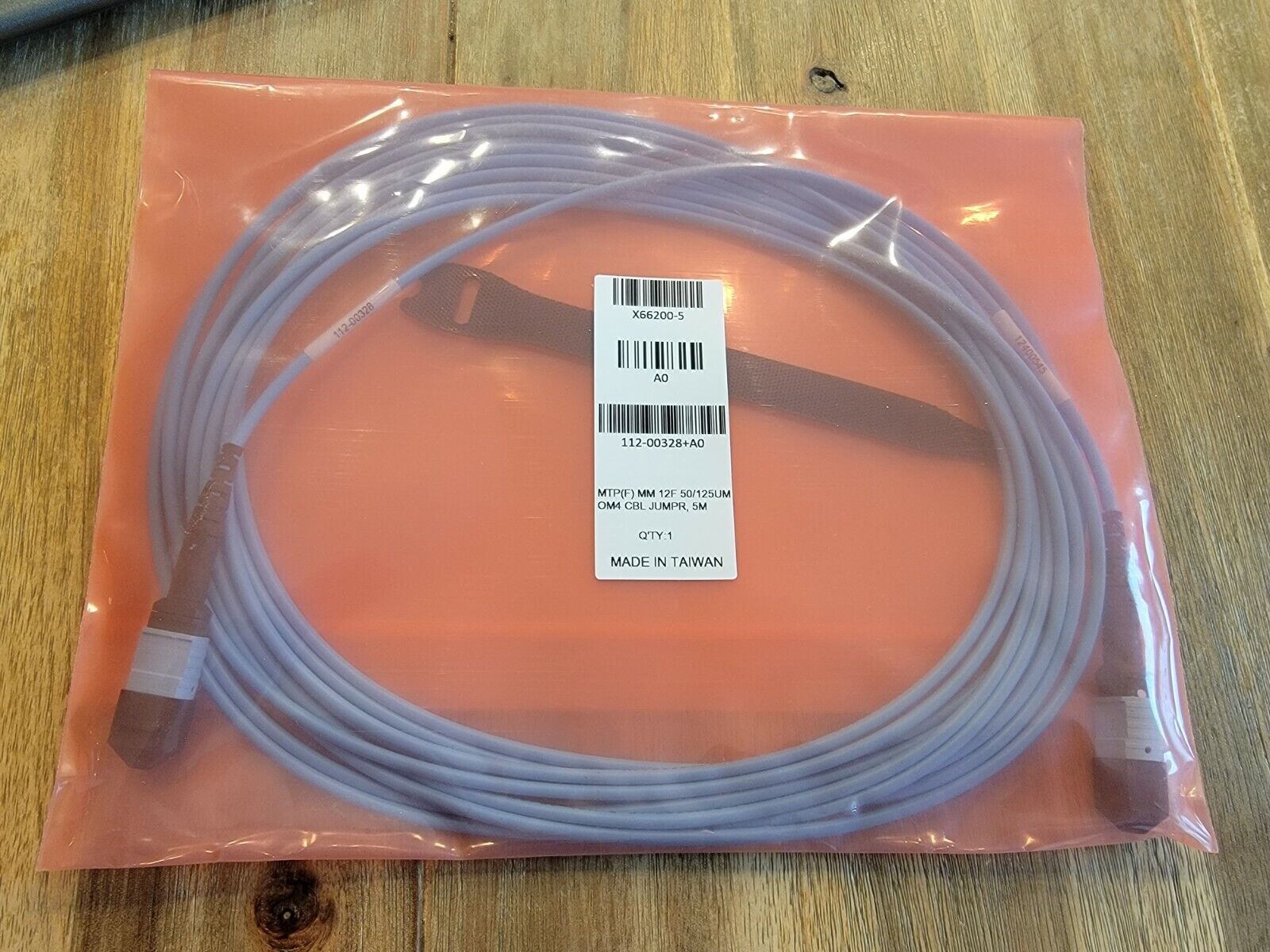 New Corning fiber optic cable MTP-MTP (female-female) 12 fibers