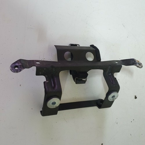 STAFFA SUPPORTO BATTERIA YAMAHA FZS FAZER 600 1999 2000 2001 J501E - Imagen 1 de 10