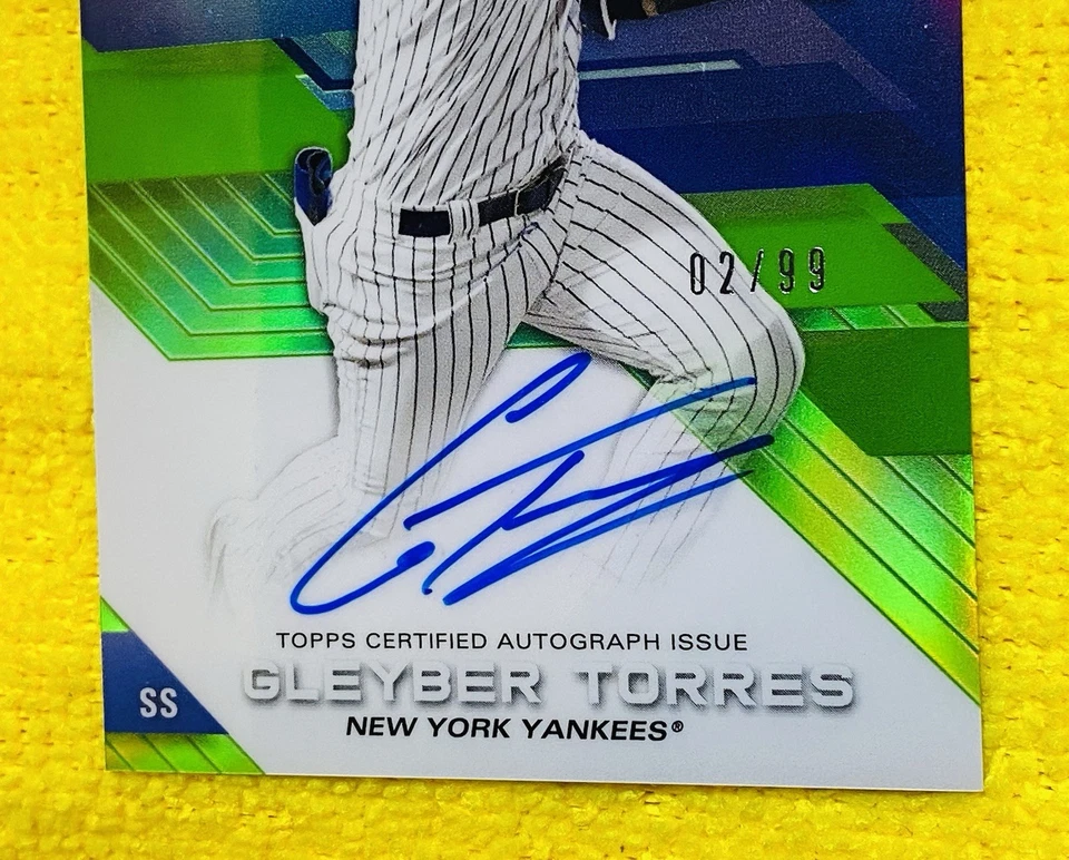 格莱伯·托雷斯签名 2017 年鲍曼最佳亲笔签名绿色折射卡 SP /99 卡 — 第 3/4 张图片