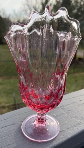 Fenton Vase Handkerchief Thumbprint Uranium Purplish Pink Vase Glows