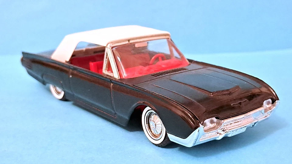 SOLIDO n.4504 - FORD THUNDERBIRD (1961) - 1/43 [NDL25] - Immagine 3 di 4