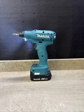 Makita 14.4 V 150-900/min Cordless Screwdriver w/ Battery (DFT045F)