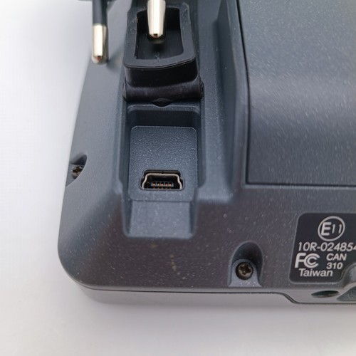 GARMIN GPSMAP 620 MARINE & AUTOMOTIVE GPS CHART PLOTTER w/ WORLDWIDE BASEMAP - Picture 7 of 16