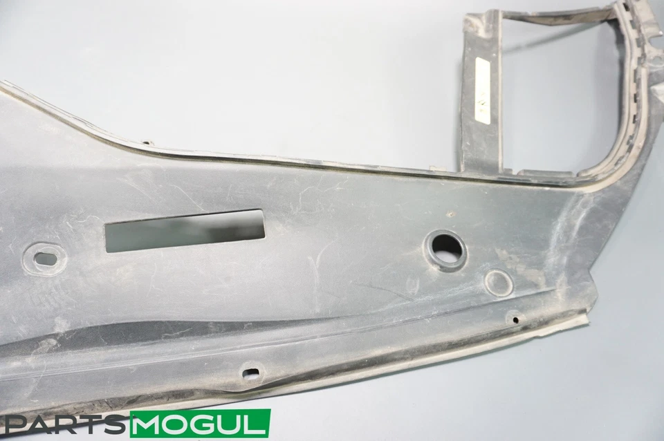 BMW 740I 2010-2015 - Panel de cubierta de bahía de motor derecho 7019802 Foto 2 de 4