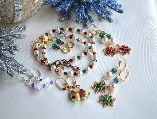 Christmas Bracelet Holiday Bracelet Christmas Jewelry Crystal Pearls Crystals - Picture 11 of 13