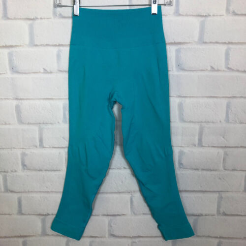 Lululemon Zone In Crop 21" Peacock Blue Size 6 Seamless