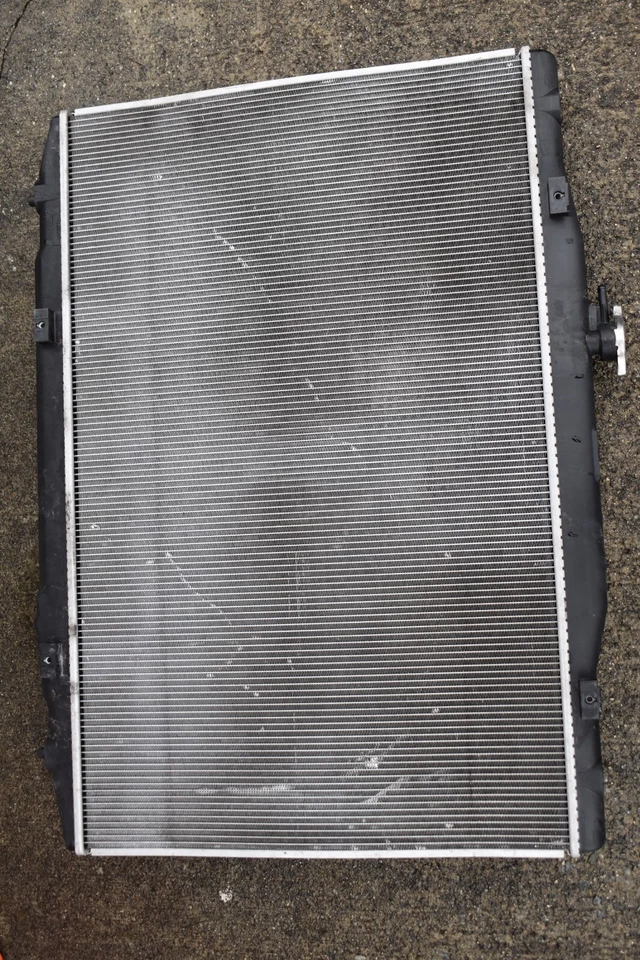 Toyota Corolla 2014-2017 radiador de refrigeración OEM de fábrica Foto 4 de 4