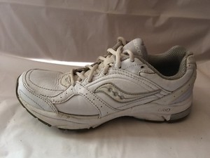 saucony integrity st2