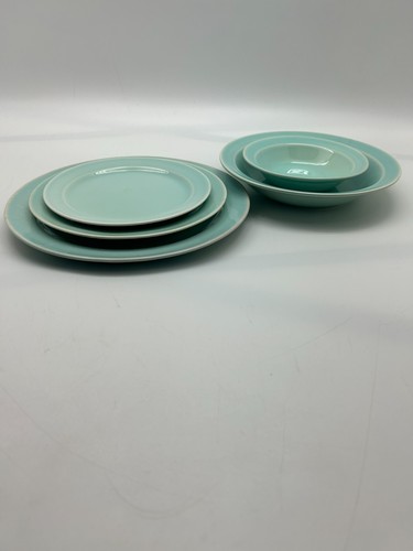 Vintage Taylor Smith & Taylor LuRay Pastels Light Blue Plates Single Setting 5Pc
