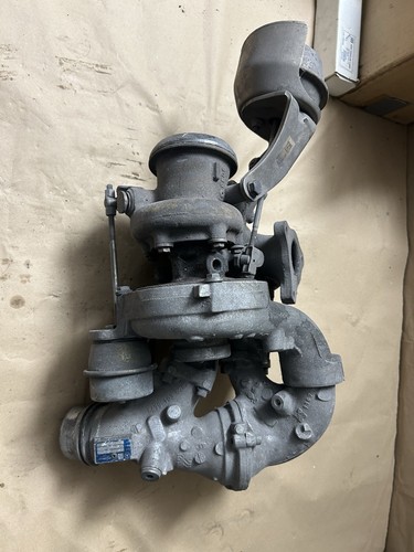 Mercedes Benz c Class W205 A6510901586002 2016 COMPLETE TURBO CHARGER AND TURBO - Picture 2 of 6