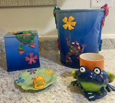 Jennifer Clark Frog Bathroom Set
