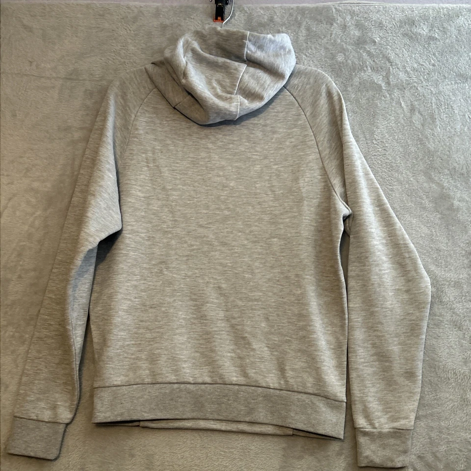 Red Bull Formula 1 racing Aston Martin gray hoodie hooded sweatshirt size small - Image 3 of 4