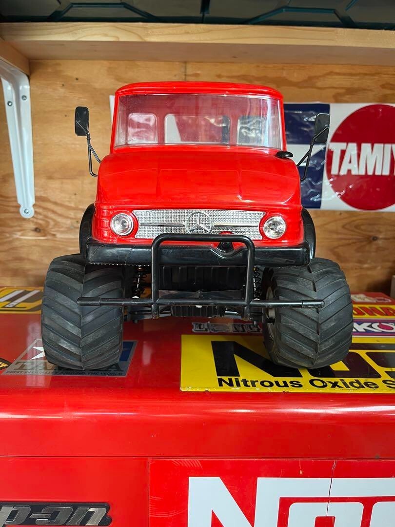 Tamiya MERCEDES-BENZ Unimog 406 Series U900 Monster Truck RC