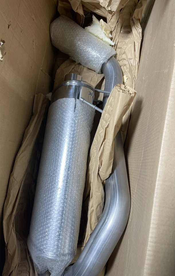 Silenciador de escape Magna Flow Ford Expedition Lincoln Navigator nuevo Foto 3 de 4