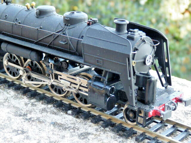 Locomotive à Vapeur Jouef 141 R 1264 + Tender 30 R 1264 – Échelle HO – Occasion
