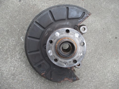 Radlagergehäuse vorne rechts Audi A3 8P VW Touran 1.9 2.0 TDI Achsschenkel VR