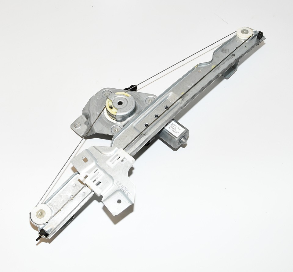 Moteur Lève-Vitre Électrique Avant Gauche Compatible Clio 3, Laguna 2, Megane 2, Espace 4, Scenic 2 - OEM 8200028068