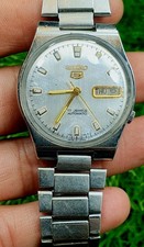 Vintage Of Seiko 5 Automatic 21 Jewels Men Watch Day Date Japan Made 7009-3040