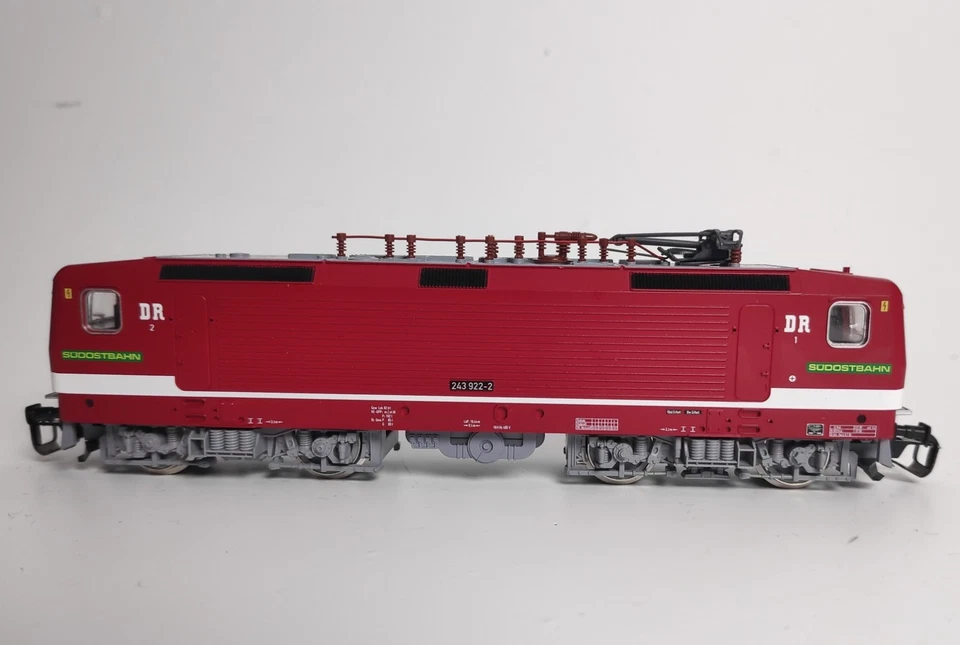 Tillig BR 243 922 DR/Schweizerische Südostbahn TT/1:120 NEU + OVP - Bild 2 von 4