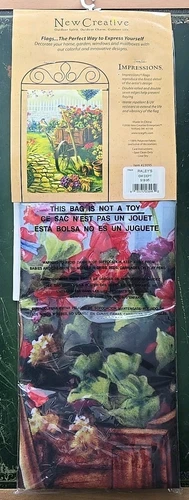 NWT 2006 New Creative 40"X28" Large Flag Spring Garden Scene by ROSS 2004 Flower - Picture 4 of 7