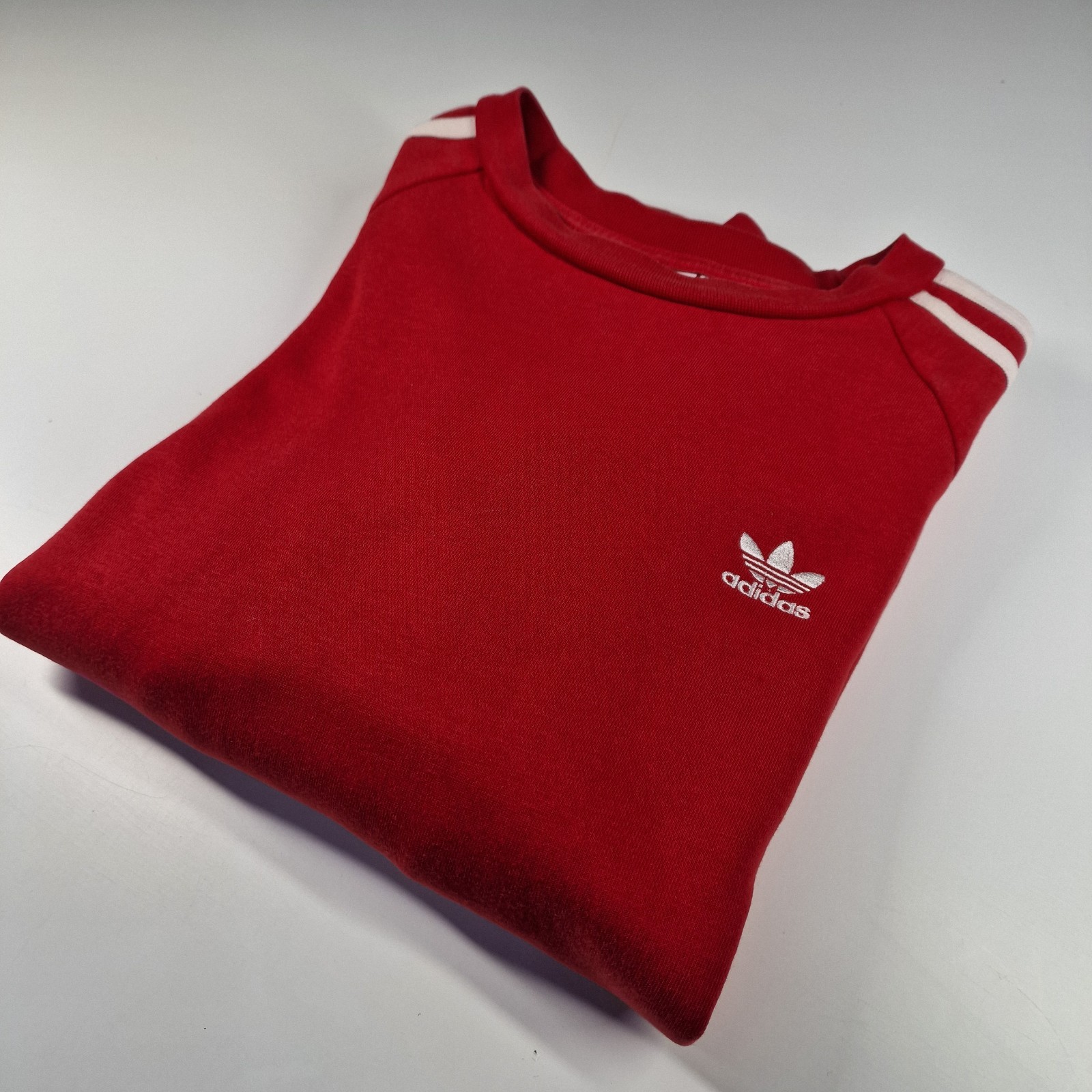 Adidas Originals 3 Stripe Crewneck Sweatshirt Red Mens Medium Trefoil Retro thumbnail 16