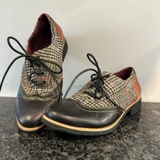 L'Artiste Spring Step Muggiasti Oxford Brogue Plaid shoes Women Size 38/8M
