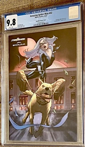 Amazing Spider-Man 32 CGC 9.8 Bazaldua Black Cat Virgin Variant- Minty!
