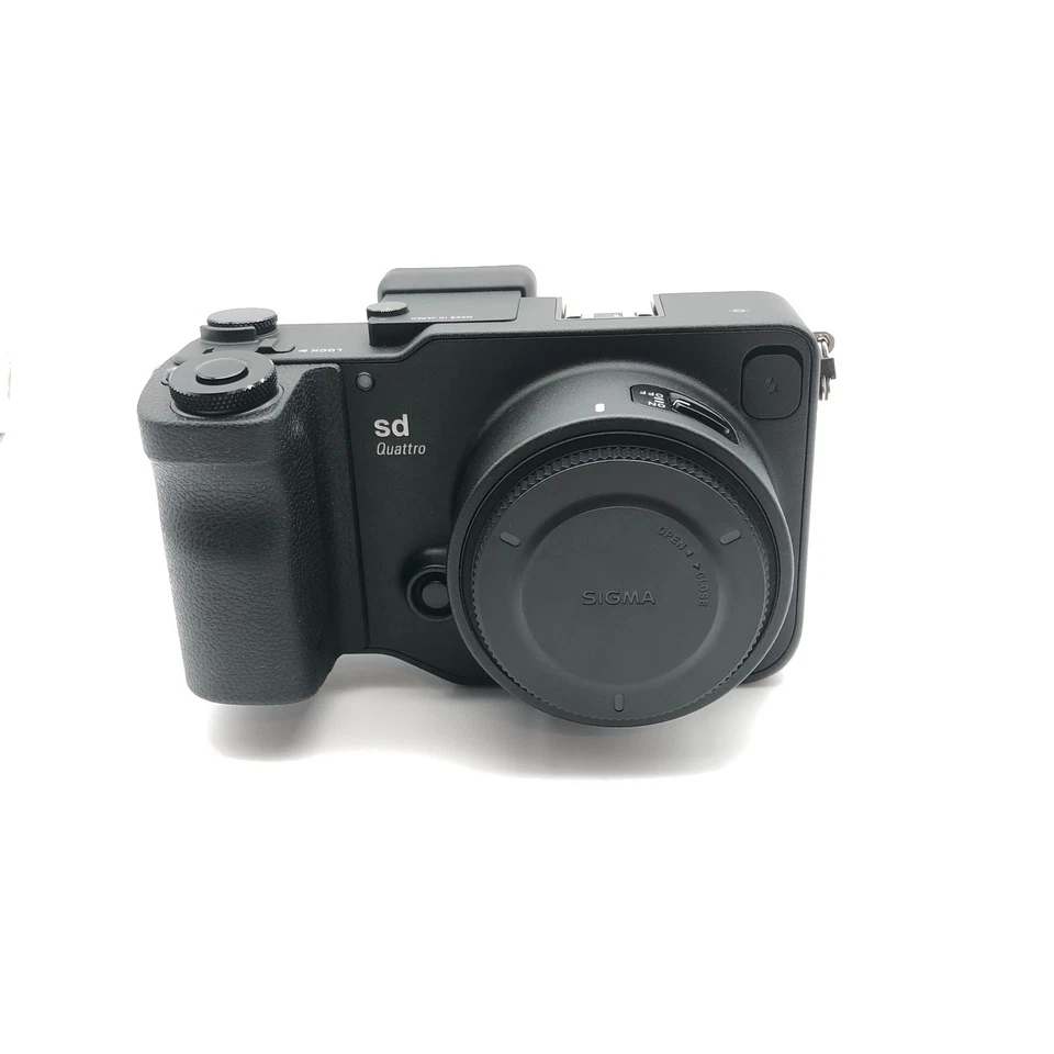 Sigma SD Quattro 45 MP Digital Camera - Black (Body Only) very nice - Image 4 of 4