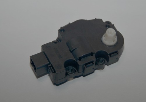 Stellmotor Audi A4 8K A5 8TA Klimaanlage BEHR K9749006 EFB430 Original