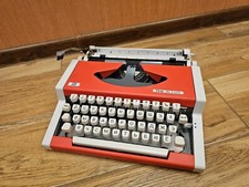 Typewriter TBM DE LUXE UNIS Yugoslavia Cyrillic Russian Text Late 1980s thumbnail