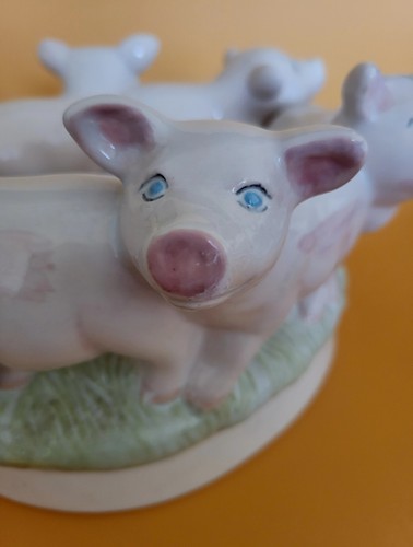 Ceramic Pig Planter/Candleholder "Circle of Friends" 9" Snout to Snout 7" Base - Picture 2 of 3