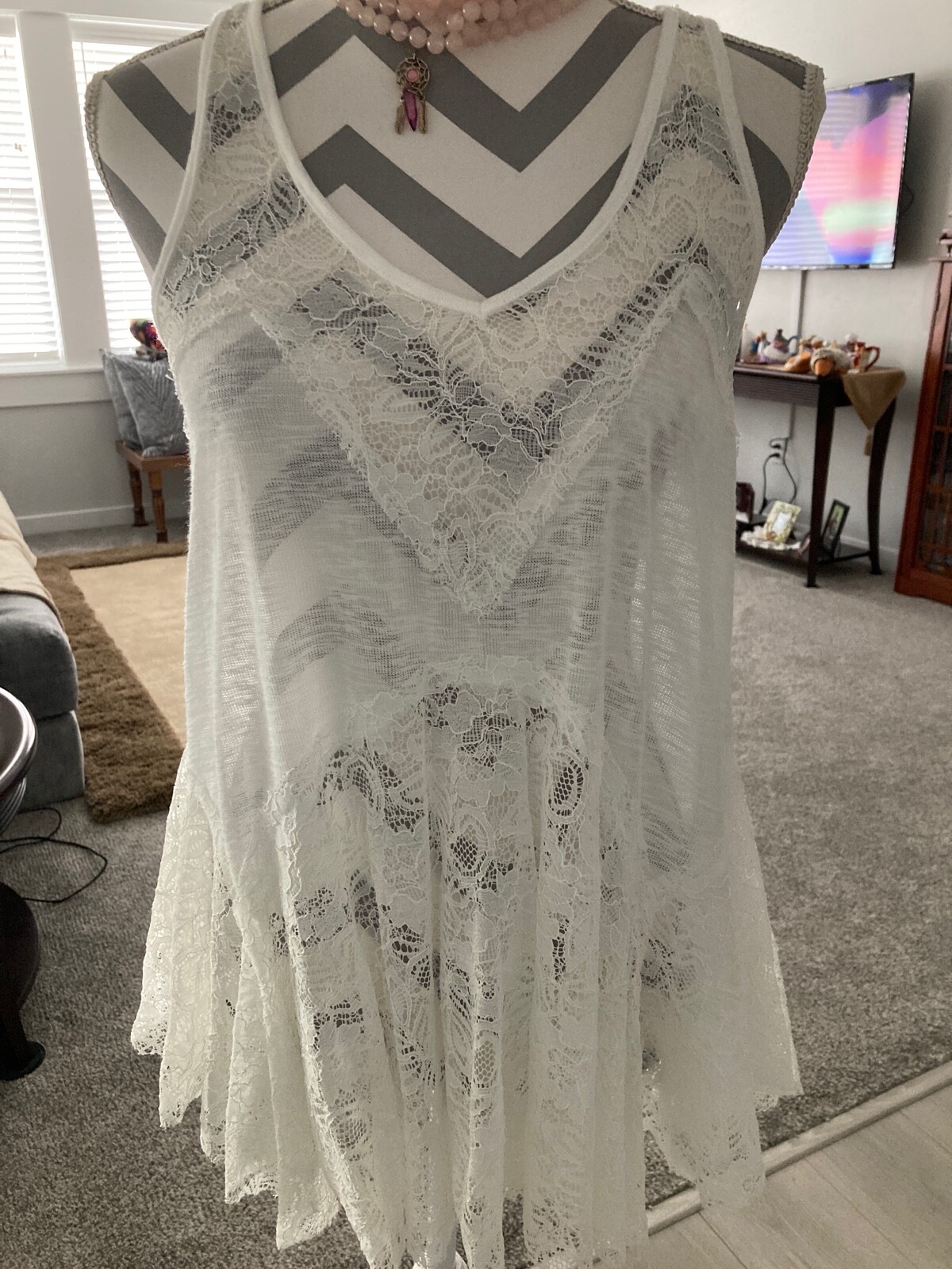 Picture 1 of 12