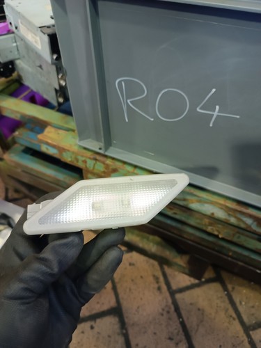 Original BMW 3er E36 Coupe Innenraumbeleuchtung Leseleuchte rechts 1387038