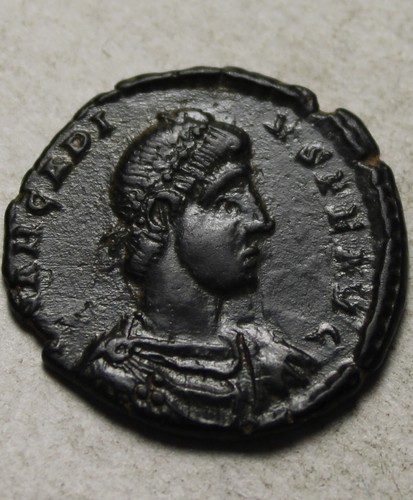 Rare original ancient coin Arcadius Roman Emperor 395AD Victory crowns wreath - Picture 2 of 4