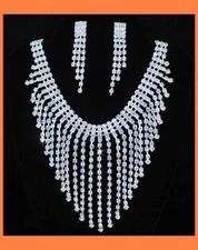 STUNNING AUSTRIAN RHINESTONE CRYSTAL NECKLACE EARRINGS SET N768S -PIERCED EARS