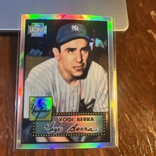 Yogi Berra 2001 Topps Archives Reserve #90 HOF Refractor New York Yankees NM-MT